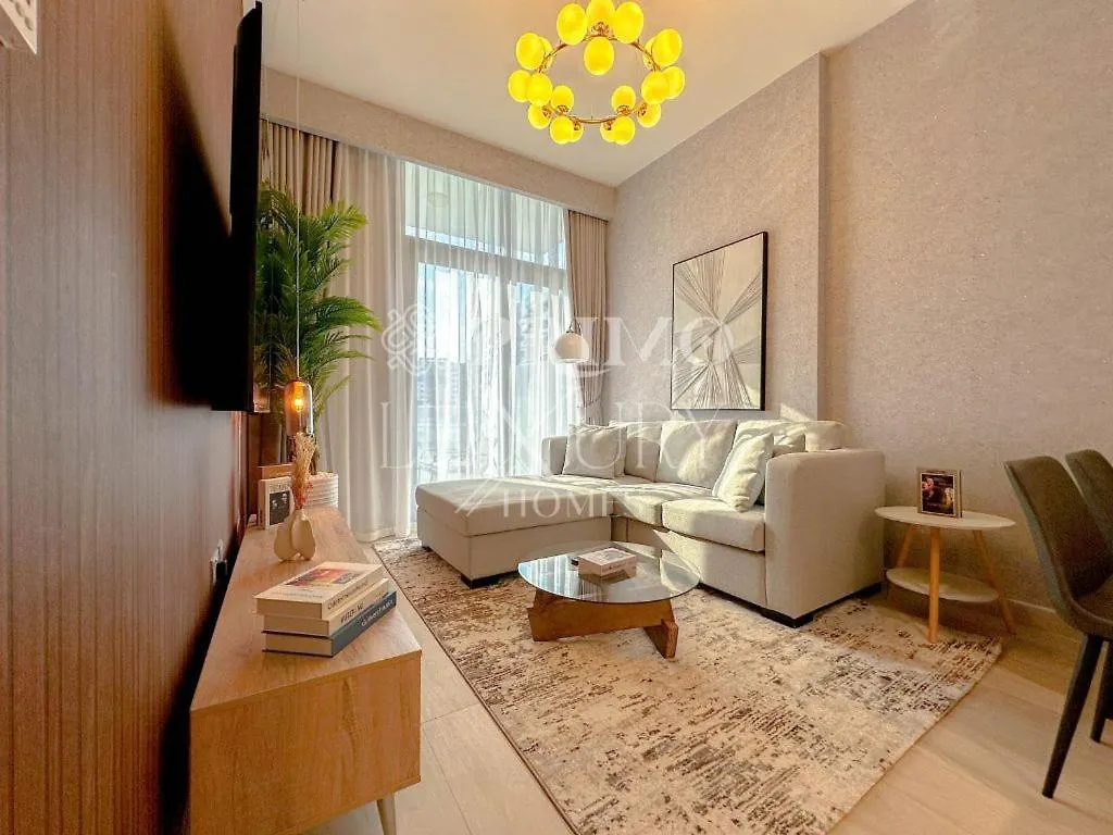 Spacious 2-Bedroom Apartment In Azizi Riviera-Dubai