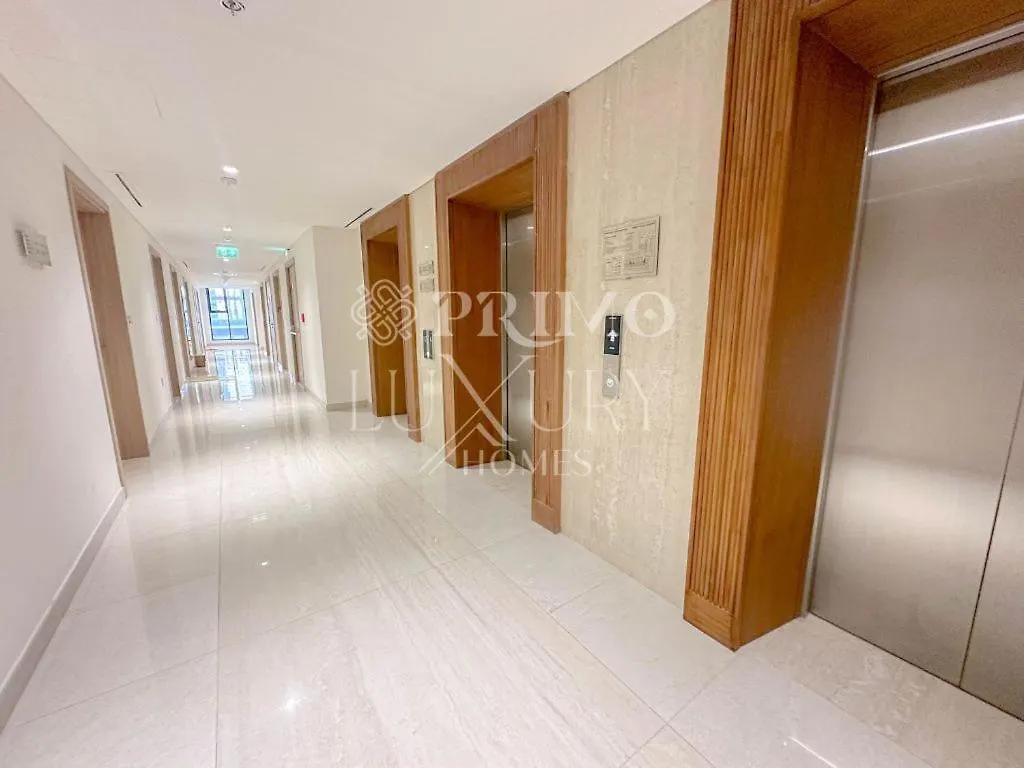 Spacious 2-Bedroom Apartment In Azizi Riviera-Dubai